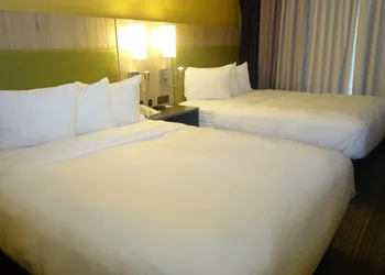 Country Inn & Suites by Radisson, Burlington (Elon), NC hotel thumbnail 5