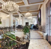 Le Pavillon, New Orleans, a Tribute Portfolio Hotel by Marriott hotel detail image 3