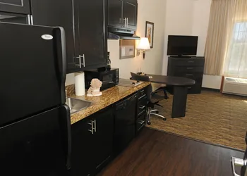 Candlewood Suites Santa Maria by IHG hotel thumbnail 6