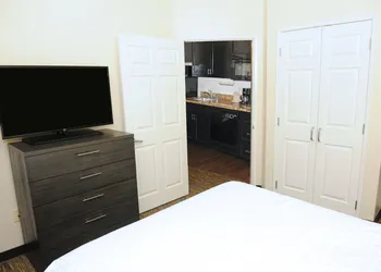 Candlewood Suites Santa Maria by IHG hotel thumbnail 8
