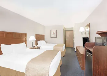Baymont by Wyndham Boone hotel thumbnail 8