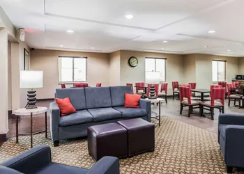 Comfort Inn & Suites Moberly hotel thumbnail 3