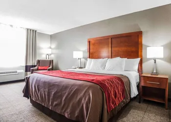 Comfort Inn & Suites Moberly hotel thumbnail 5