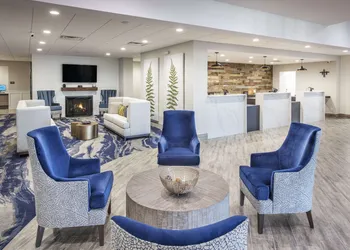 Doubletree by Hilton Monroe Township Cranbury hotel thumbnail 3
