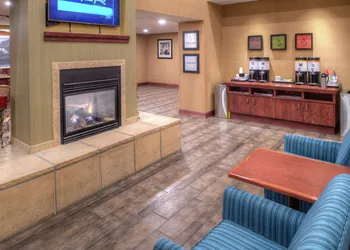 Hampton Inn & Suites Rifle hotel thumbnail 5