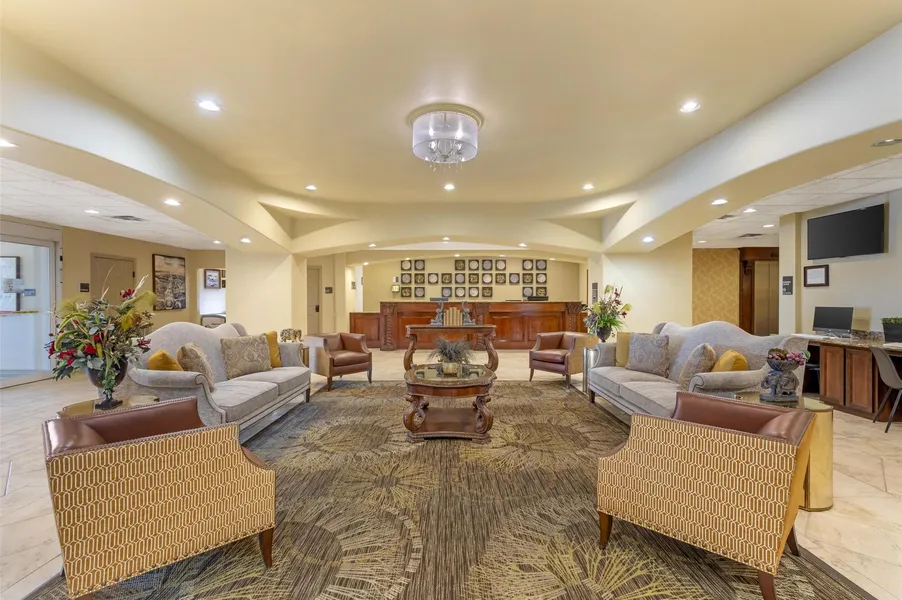 Best Western Plus Monica Royale Inn & Suites hotel detail image 2