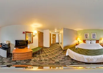 Quality Inn & Suites Hannibal West hotel thumbnail 5