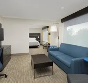 Holiday Inn Express Hotel & Suites Puyallup (Tacoma Area) by IHG hotel detail image 7