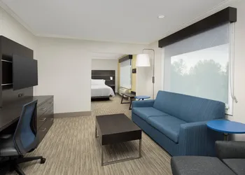 Holiday Inn Express Hotel & Suites Puyallup (Tacoma Area) by IHG hotel thumbnail 7