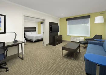 Holiday Inn Express Hotel & Suites Puyallup (Tacoma Area) by IHG hotel thumbnail 8