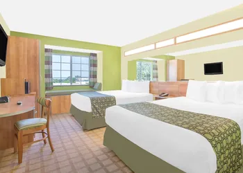 Microtel Inn & Suites by Wyndham Tuscumbia/Muscle Shoals hotel thumbnail 3