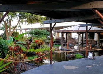 Royal Kona Resort hotel thumbnail 5