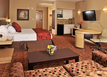 Lakeside Hotel Casino, a Travelodge by Wyndham hotel thumbnail 4
