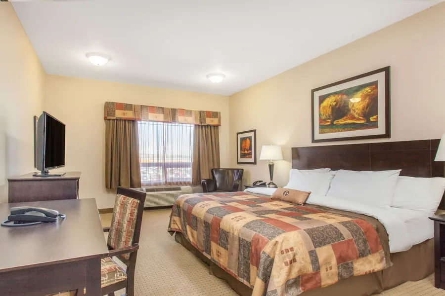 Ramada by Wyndham Pincher Creek hotel detail image 6