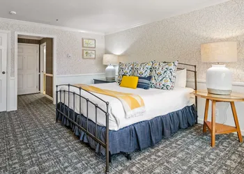 Apple Farm hotel thumbnail 5