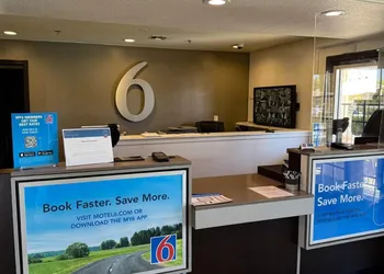 Motel 6 Lodi, CA hotel thumbnail 2