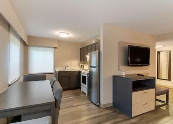 Best Western Premier Aberdeen Kamloops hotel thumbnail 7