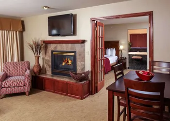 Quality Inn Oakwood hotel thumbnail 7