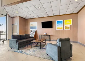 Days Inn by Wyndham Madisonville hotel thumbnail 4