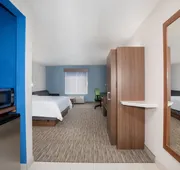 Holiday Inn Express & Suites Chowchilla - Yosemite Park Area by IHG hotel detail image 7