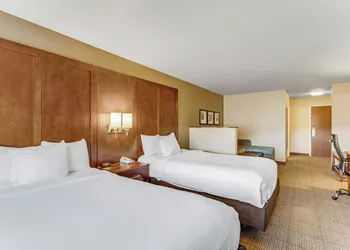 Comfort Suites Huntsville MidCity District at Research Park hotel thumbnail 8