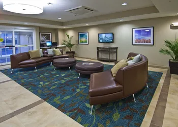 Candlewood Suites Tupelo North by IHG hotel thumbnail 3