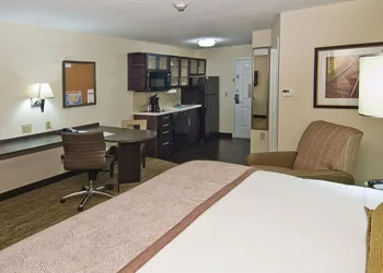 Candlewood Suites Tupelo North by IHG hotel thumbnail 4
