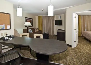 Candlewood Suites Tupelo North by IHG hotel thumbnail 5