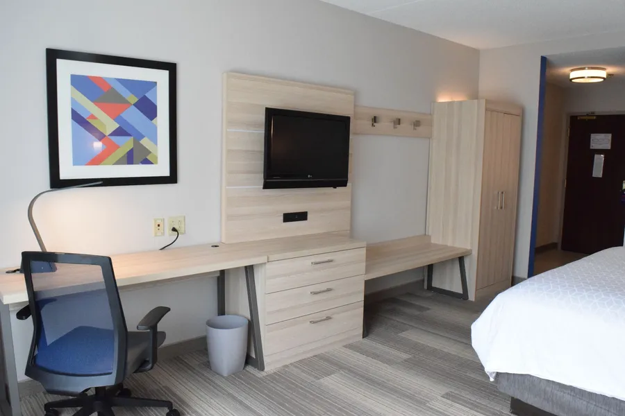 Holiday Inn Express & Suites Rochester Webster by IHG hotel detail image 6