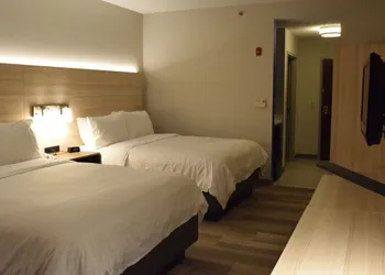 Holiday Inn Express & Suites Rochester Webster by IHG hotel thumbnail 7