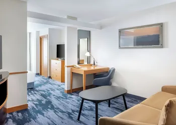 Fairfield Inn & Suites by Marriott Turlock hotel thumbnail 6