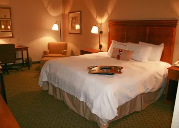 Hampton Inn Sidney hotel thumbnail 2
