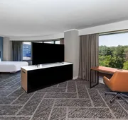 DoubleTree by Hilton Tulsa - Warren Place hotel detail image 5