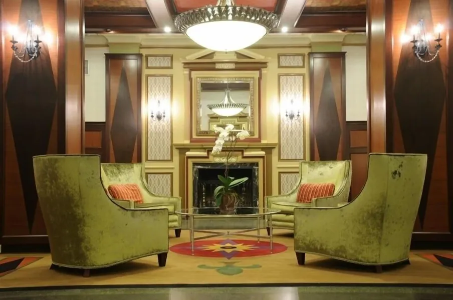 Carleton of Oak Park hotel detail image 2