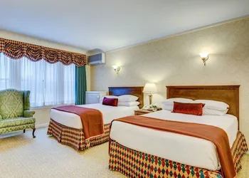 Carleton of Oak Park hotel thumbnail 7