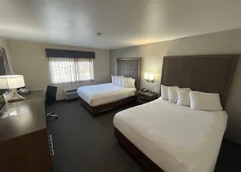 Best Western Plus Paper Valley Hotel hotel thumbnail 3