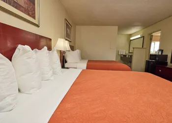 Cimarron Inn Klamath Falls hotel thumbnail 6