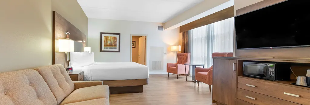 Hotel photo 1 of 39