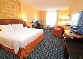 Fairfield Inn & Suites by Marriott Chincoteague Island Waterfront hotel thumbnail 5