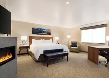 Delta Hotels by Marriott Helena Colonial hotel thumbnail 8