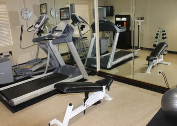 Holiday Inn Express Hotel & Suites Brownsville by IHG hotel thumbnail 3