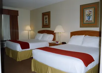 Holiday Inn Express Hotel & Suites Brownsville by IHG hotel thumbnail 5