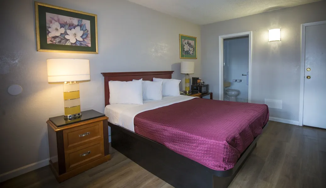 Americas Best Value Inn Chico hotel detail image 6