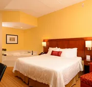 Courtyard by Marriott Frederick hotel detail image 4