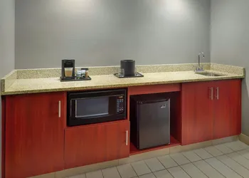 Courtyard by Marriott Frederick hotel thumbnail 7