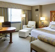 Crowne Plaza Minneapolis West by IHG hotel detail image 4