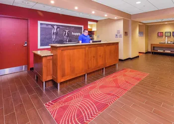 Hampton Inn Waynesburg hotel thumbnail 3