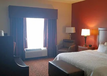 Hampton Inn Waynesburg hotel thumbnail 7