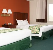 Red Carpet Inn & Suites hotel detail image 5