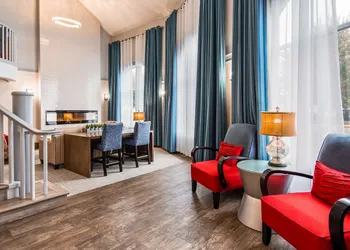 Best Western Plus Regency Inn & Conference Centre hotel thumbnail 2